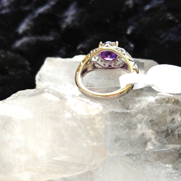 NWT Beautiful Amethyst .925 Sterling Silver Overlay Ring - Picture 6 of 6